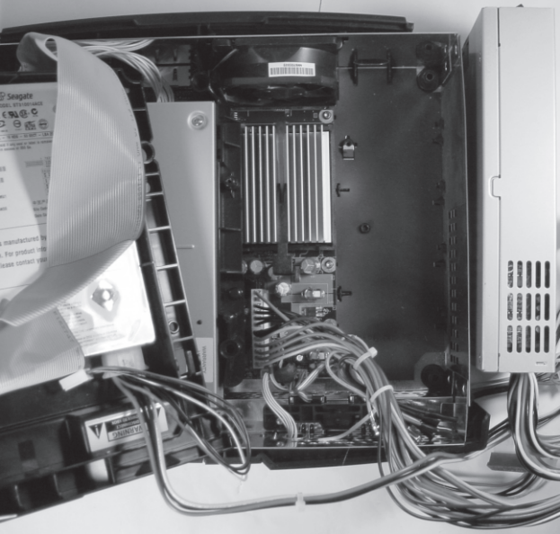 Figure 5-8: 1U slimline ATX power supply connected to Xbox using the modified cable.